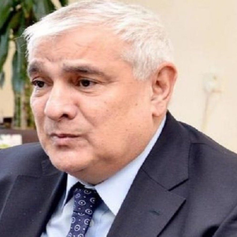 Kamal Abdullanın rəhbərlik etdiyi universitetin 340 minlik tenderinə “stop” qoyuldu