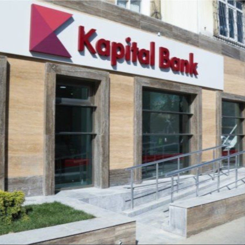 “Kapital Bank” müştərilərinin kartlarını kütləvi bloklayıb