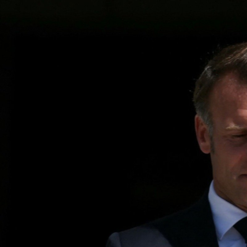 Makron: "Fransa Ukraynaya əlavə hərbi yardım göndərəcək"