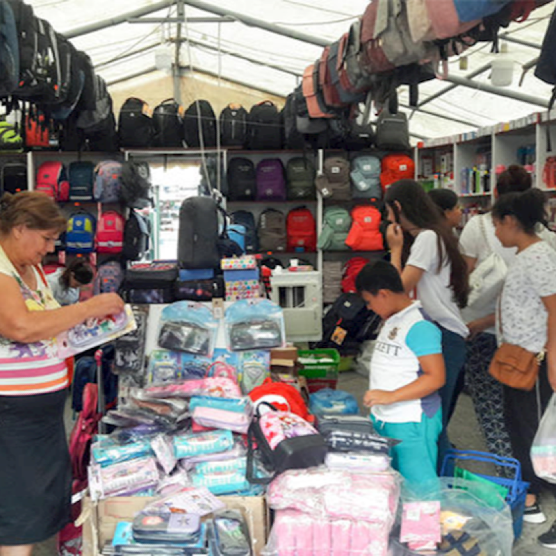 Bir şagirdin məktəb bazarlığı neçəyə başa gəlir?