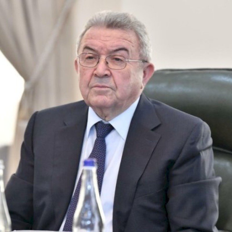 80 yaşlı Misir Mərdanovun 10-dan çox vəzifəsi var