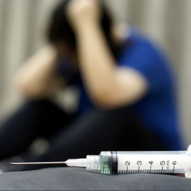 Azərbaycanda narkomanların sayı artıb - Rəsmi 