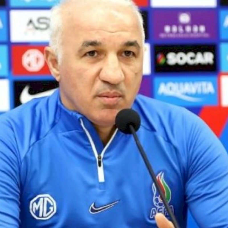 “Qurban Qurbanov hər zaman futbolçularının arxasında durur”