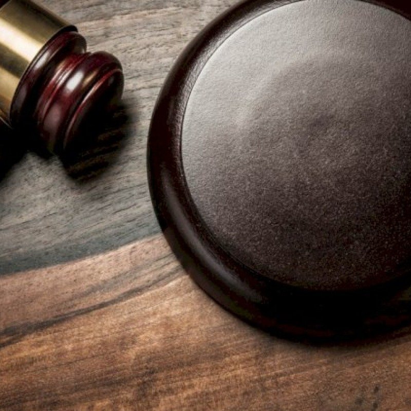 DTX-nın saxladığı Fransa şirkətinin vitse-prezidentinin məhkəməsində sənədlər tədqiq edildi