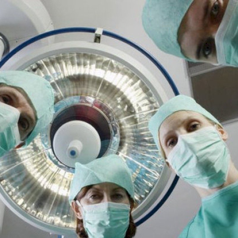 Müqavilədə son bənd: “Belə halları həkimlər ört-basdır edir, məsuliyyətdən yayınırlar”