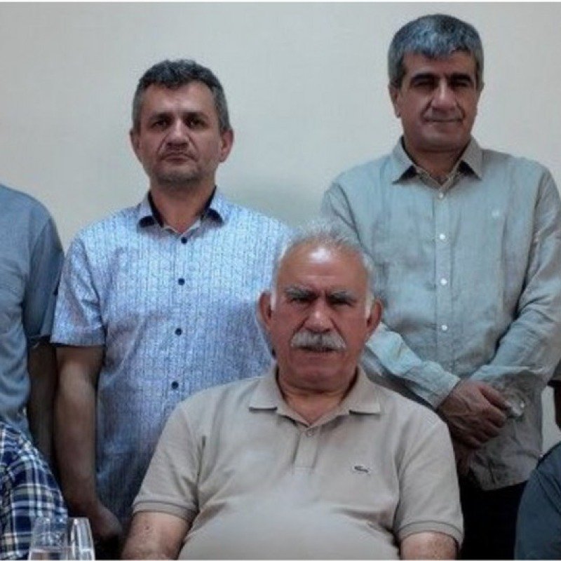 Öcalan yeni videomüraciət yaydı: PKK dövlət qurmaq məqsədindən əl çəkib, silahı yerə qoyun