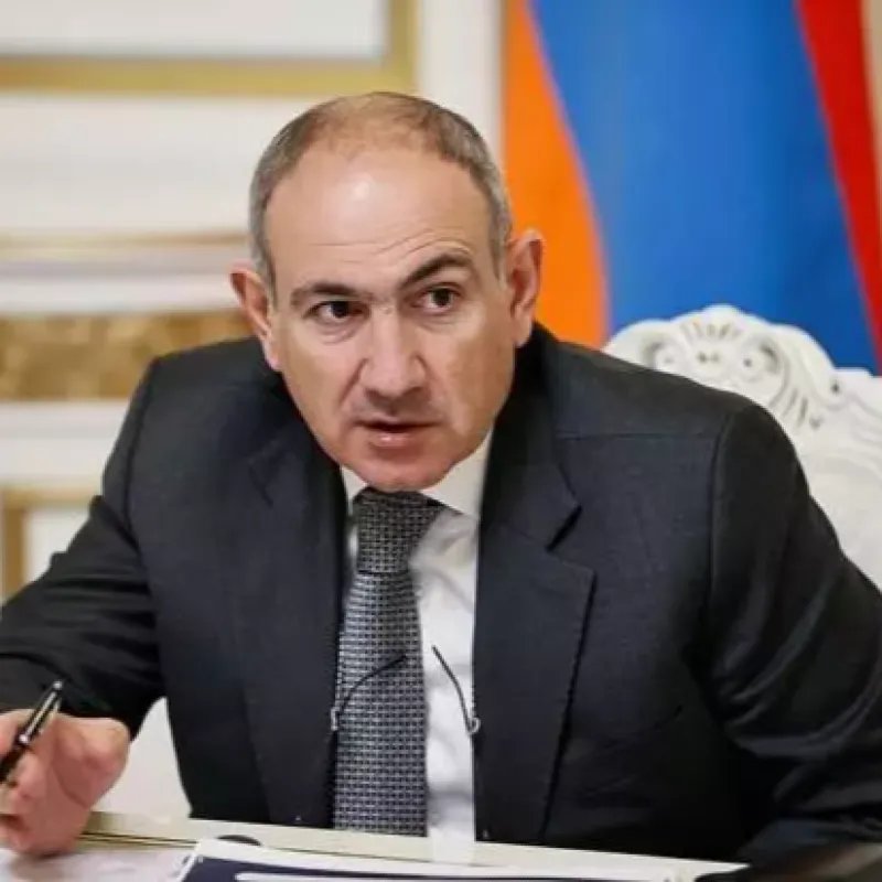 Paşinyan anklavlar məsələsindən danışıb