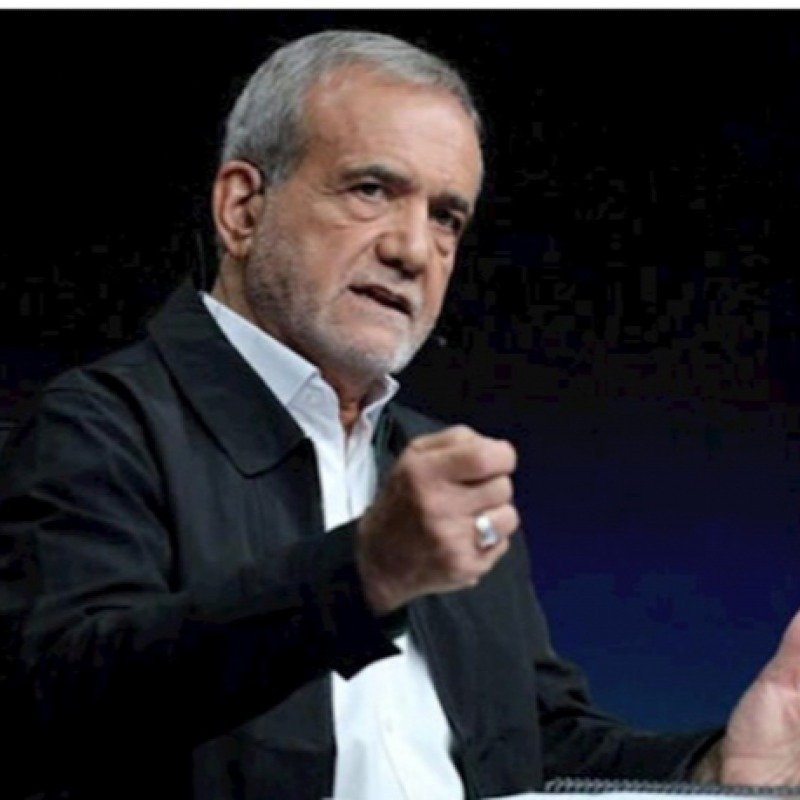 İran Prezidenti: "Biz ABŞ, Avropa və İsraillə tammiqyaslı müharibədəyik"