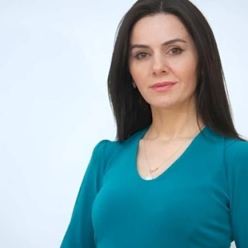 "Tək qalmaq qorxulu deyil" - Qənirə Ataşova