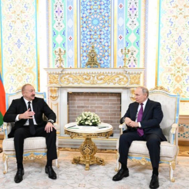 Putin Prezident İlham Əliyevə zəng etdi