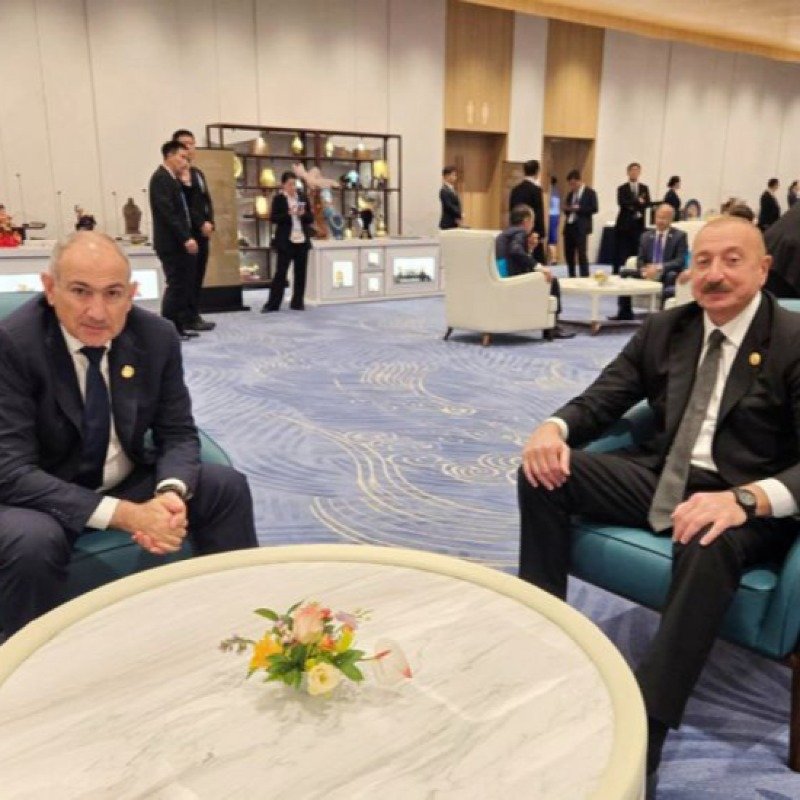 Prezident İlham Əliyev Nikol Paşinyanla görüşdü, razılığa gəlindi