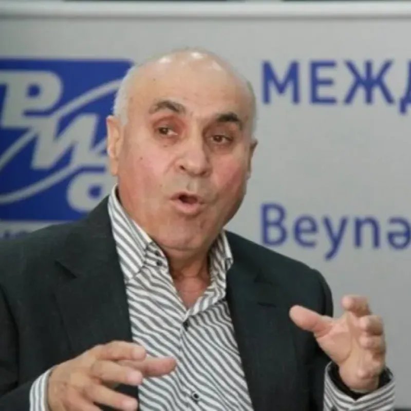 Prezidentin sabiq mətbuat katibi, jurnalist Rasim Ağayev vəfat edib