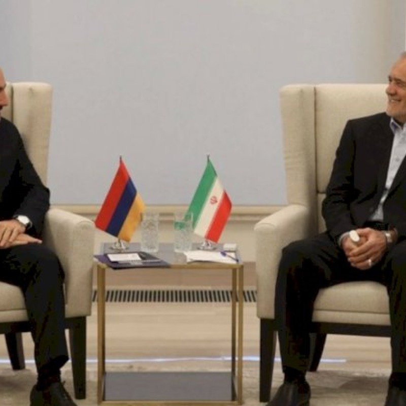 İrəvana səfər: “Pezeşkian hökuməti artıq “qırmızı xətt” ifadəsini işlətmir”