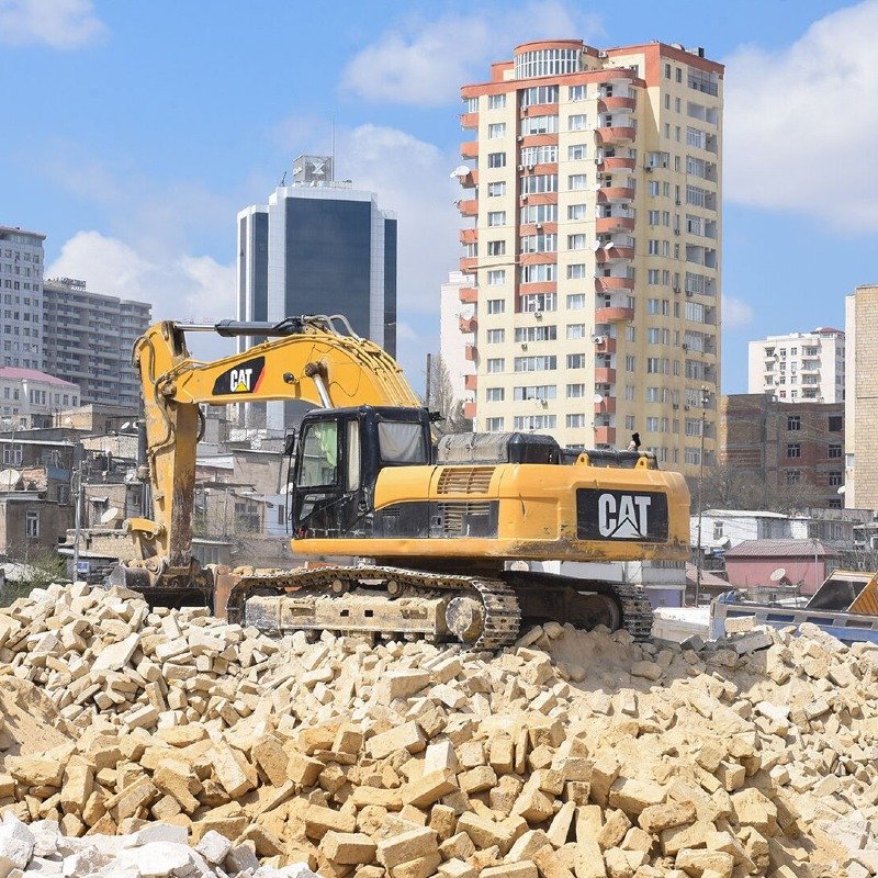 Bakıda söküntü aparılan ərazidə ağlasığmaz hadisə – Sakinlər deyirlər ki…
