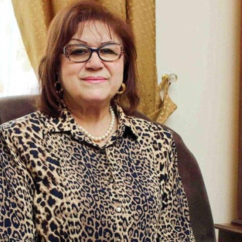 Tanınmış diktor efirdə açıq-saçıq geyinənləri tənqid etdi - "Gizli yer saxlayın"