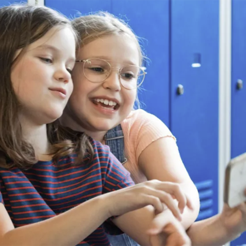 Sosial şəbəkələrə giriş üçün yaş məhdudiyyəti tətbiq ediləcək - SƏRƏNCAM