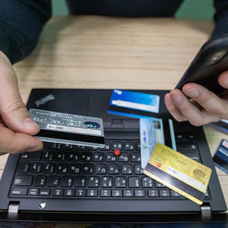 Gecikdirdiyimiz kreditlər üçün nə qədər cərimələnə bilərik?