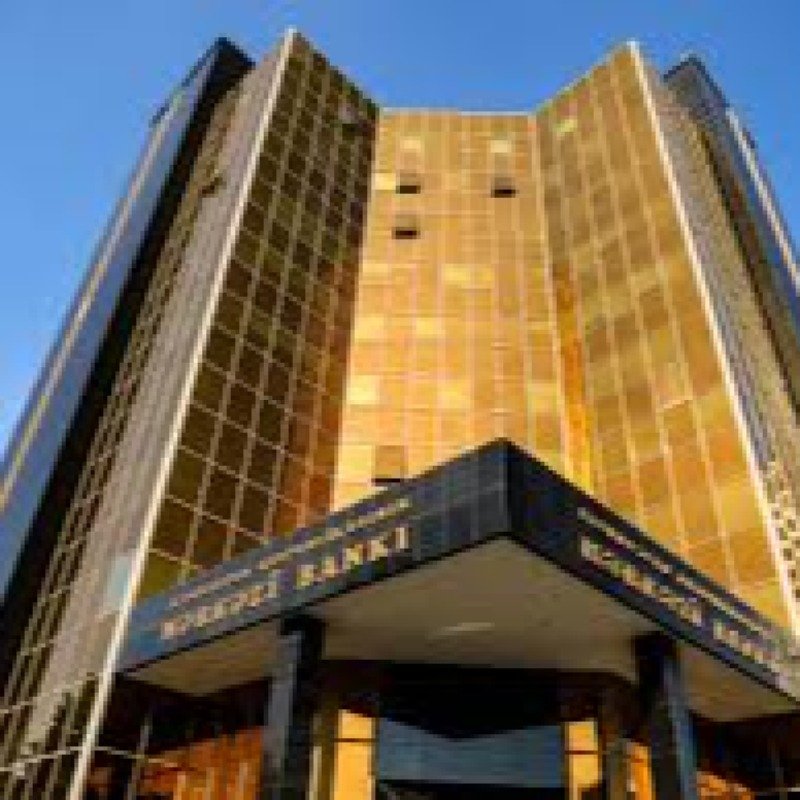 Azərbaycanda bankların sayı azalır: Ramiz Mehdiyevin ailəsinə məxsus “Bank BTB” artıq BOKT olacaq