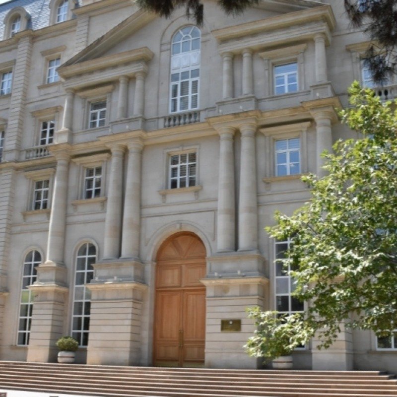 Neft gəlirləri azalır: Maliyyə Nazirliyi sərt büdcə nəzarətinə keçir