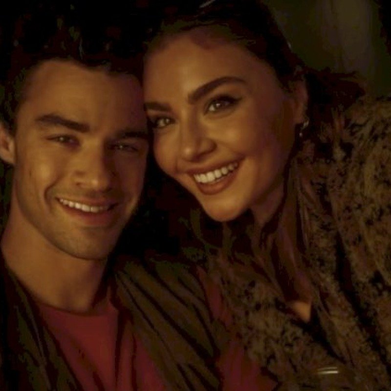 Van Dammın azərbaycanlı gəlinindən xəbərdarlıq