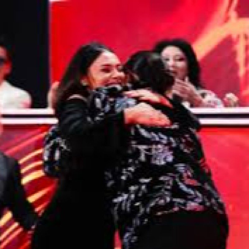 Ermənistana 12 ballıq jest: cəmiyyət sülhə hazır deyil?