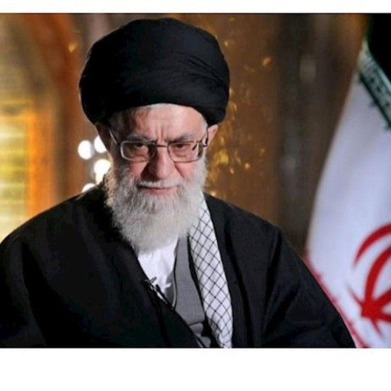 Səkkiz il prezident oldu, bir gecədə “Ayətullah” - Xamenei kim idi?