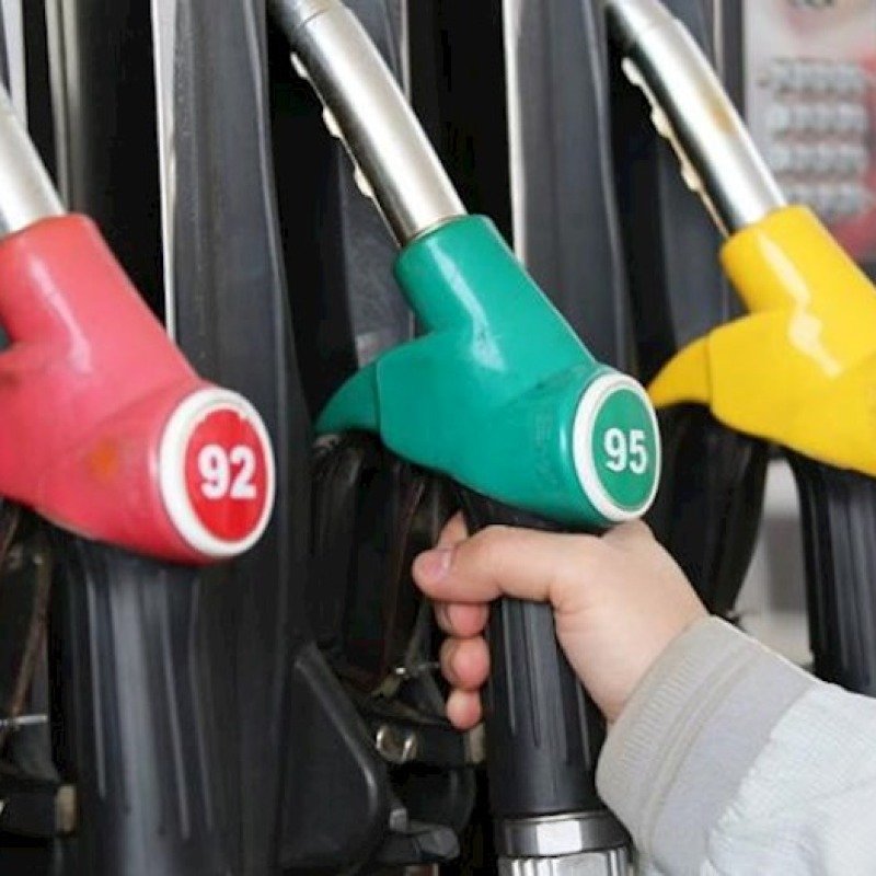 Azərbaycanda benzin və dizel istehsalı azalıb