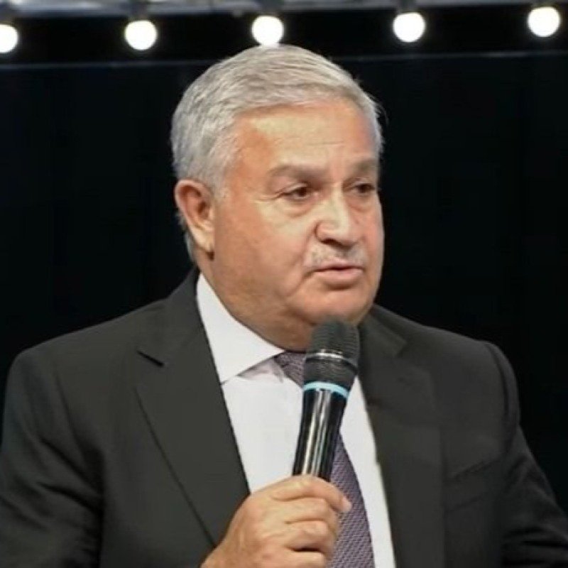 "Allah telefon çıxardanın qapısını bağlasın"