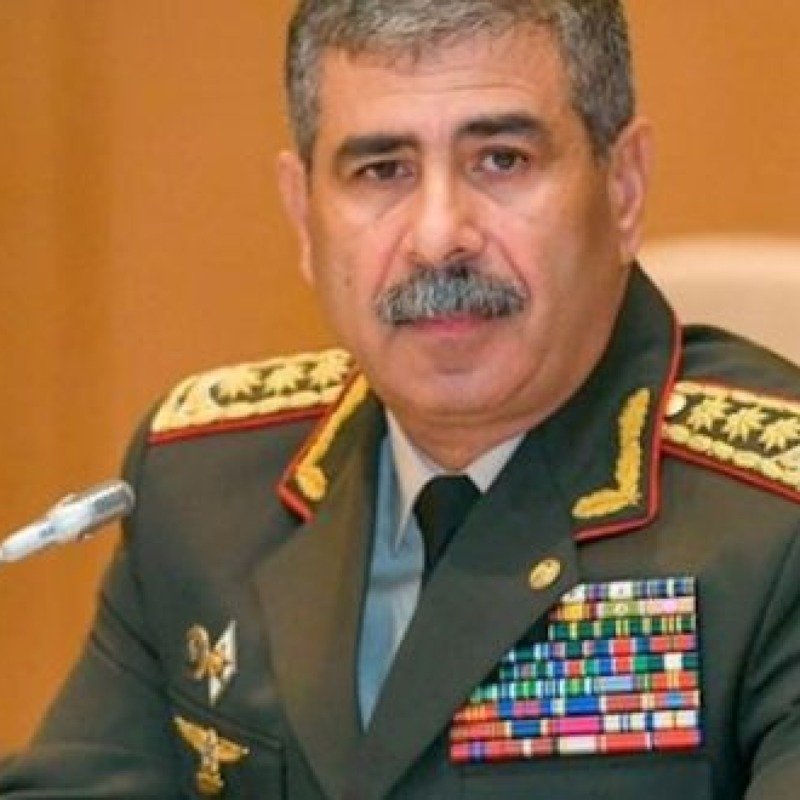 Müdafiə naziri: "İlham Əliyev Ordudan razıdır"