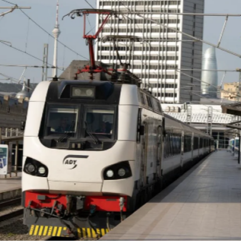 Gürcüstana gedəcək sərnişin qatarlarının gedişhaqqı qiymətləri 3 dəfəyə yaxın artıb