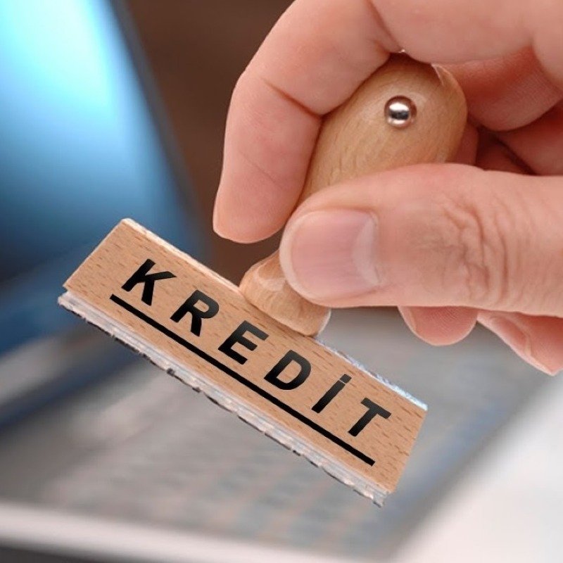 Kreditlər azalıb, yoxsa problemlər?