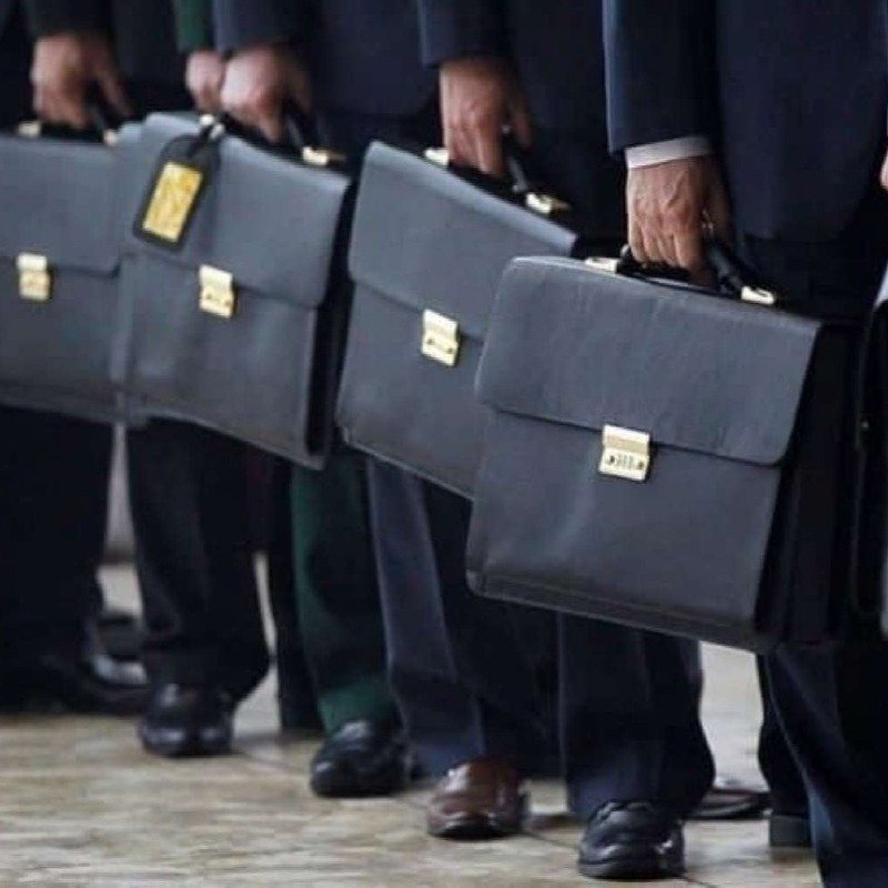 İcra hakimiyyətində KÜTLƏVİ İXTİSAR: 43 nəfər işsiz qaldı