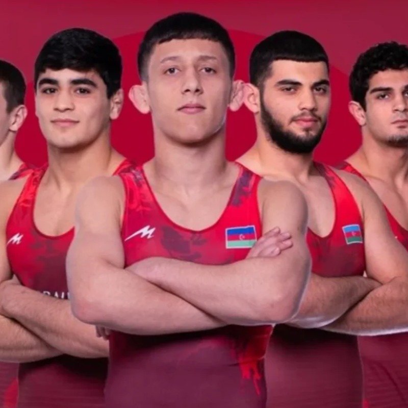 Azərbaycanın yeniyetmə güləşçiləri Avropa çempionatına üç medalla başlayıblar
