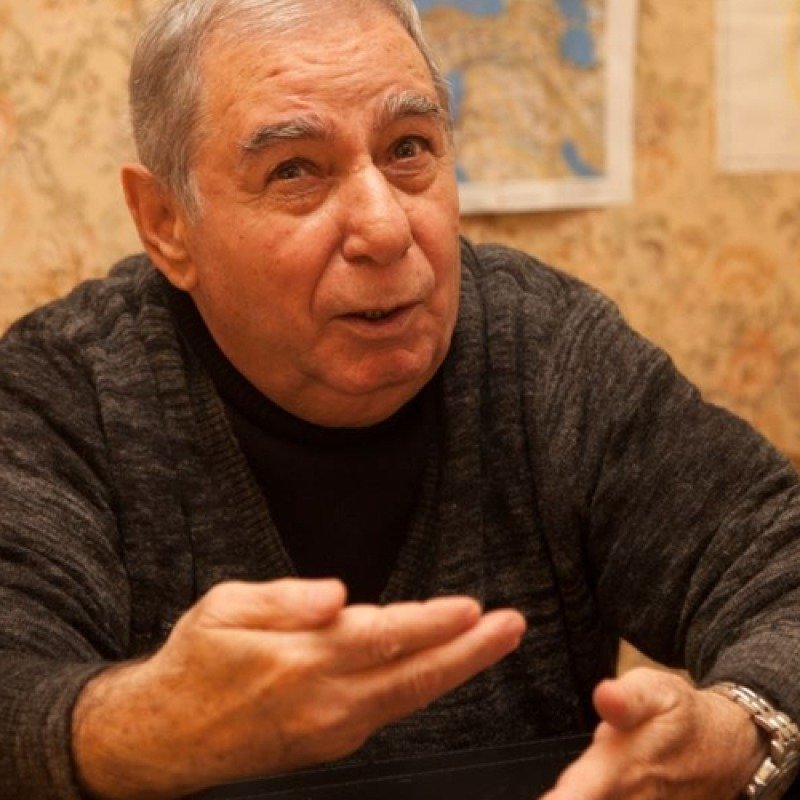 Əkrəm Əylisli sükutu pozdu: “Anarla görüşümün heç bir əhəmiyyəti yoxdur”