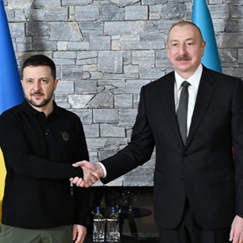 Zelenski İlham Əliyevə məktub YAZDI