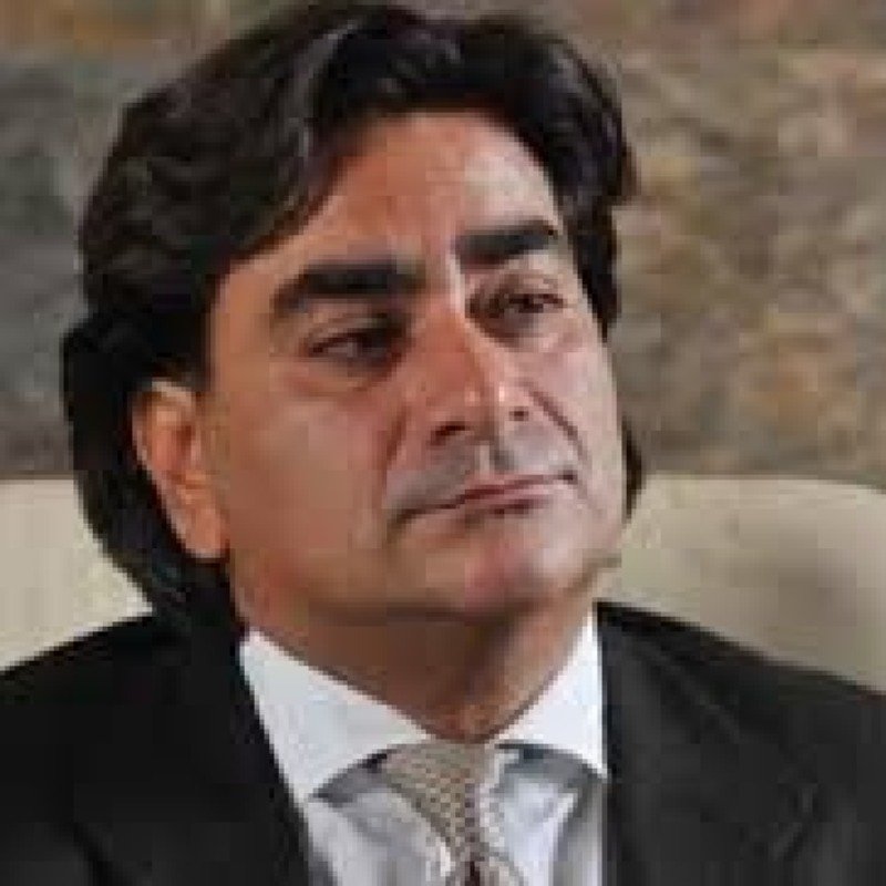 "UNİBANK"in rəhbəri ultralüks villasını satışa çıxardı - FOTO