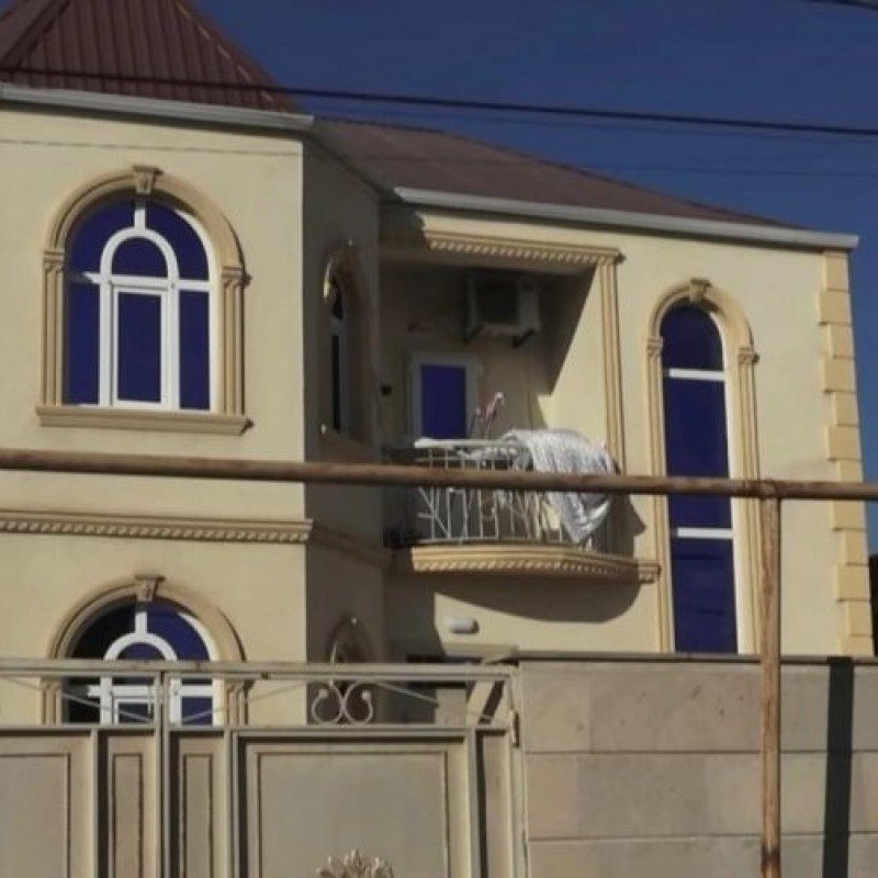 "Soruşun, görün, vergi ödəyir?!" - Ev sahibi ustanı işlədib, pulunu vermədi