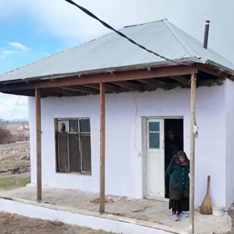 Acınacaqlı şəraitdə yaşayan ana və oğul niyə yardımlardan imtina edirlər?