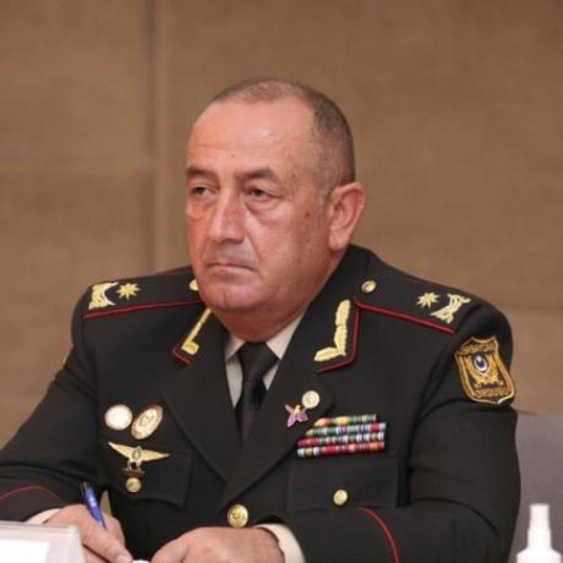 Bəkir Orucova 9 il yarım iş verildi