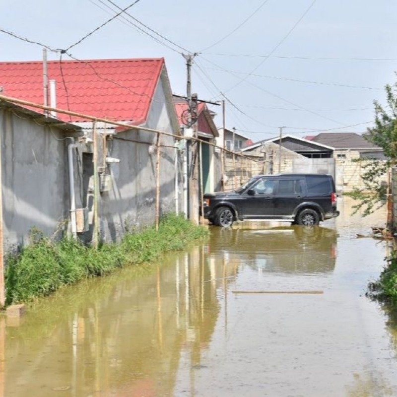 Binə qəsəbəsində qrunt suları və kanalizasiya problemi nə vaxt həll olunacaq?