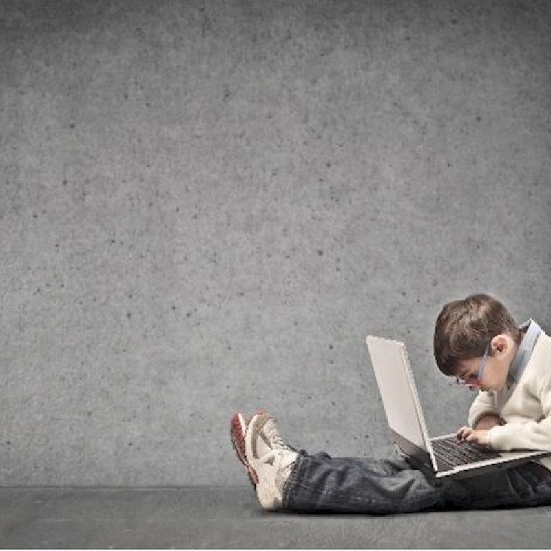 Uşaqlar hansı yaşlarda kompüterdən istifadə edə bilərlər?