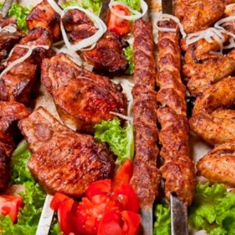 Restoranlarda kababın tikəsi azalır, qiyməti isə artır