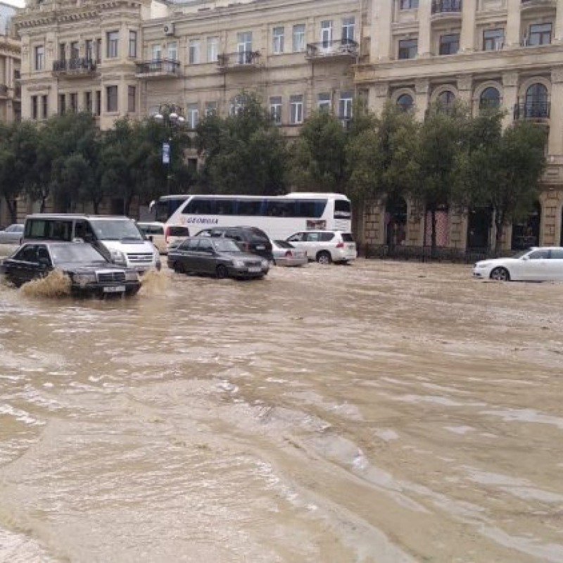 “Kommunal xətlər partlaya bilər” – Xəbərdarlıq 