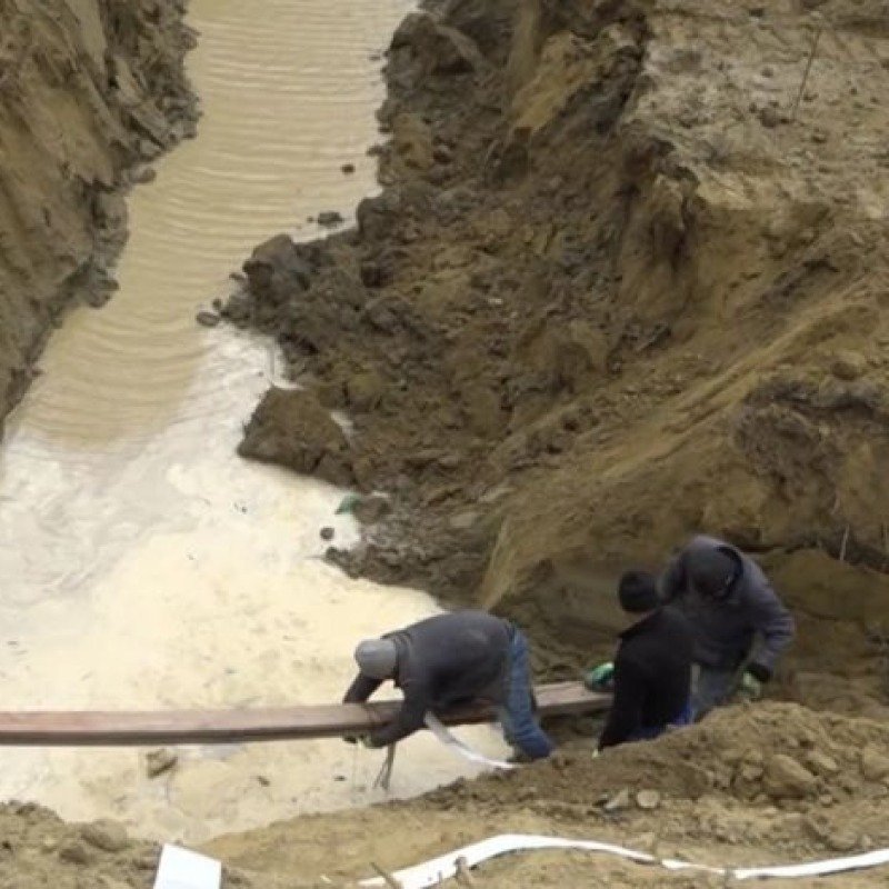 Saray qəsəbəsində gölləri qurudub yerində binalar tikiblər? - ŞİKAYƏT