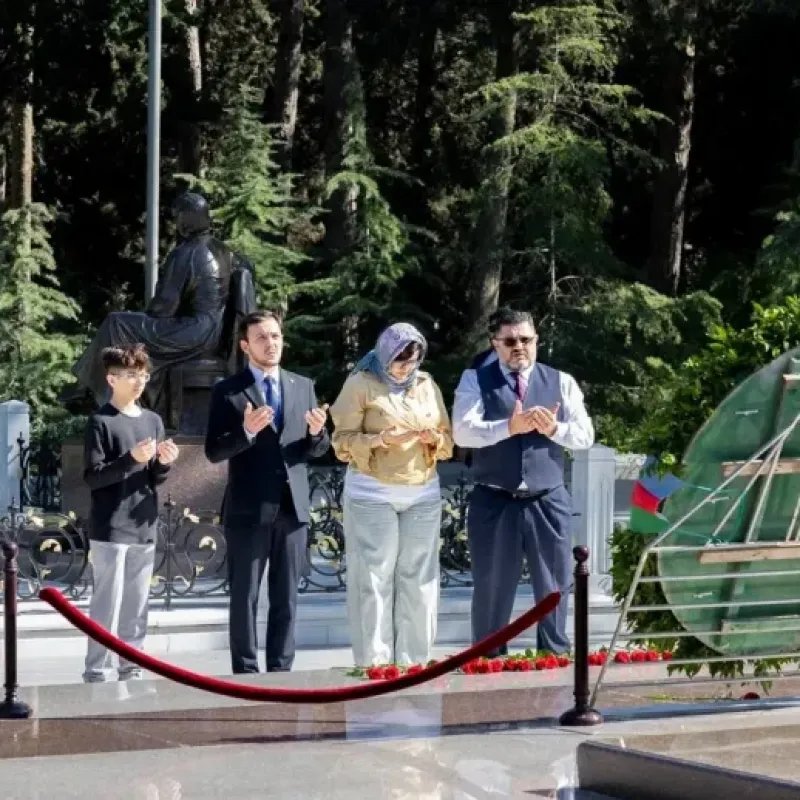 Rəsul Quliyevin ailə üzvləri 30 ildən sonra ilk dəfə Azərbaycana gəlib –FOTO