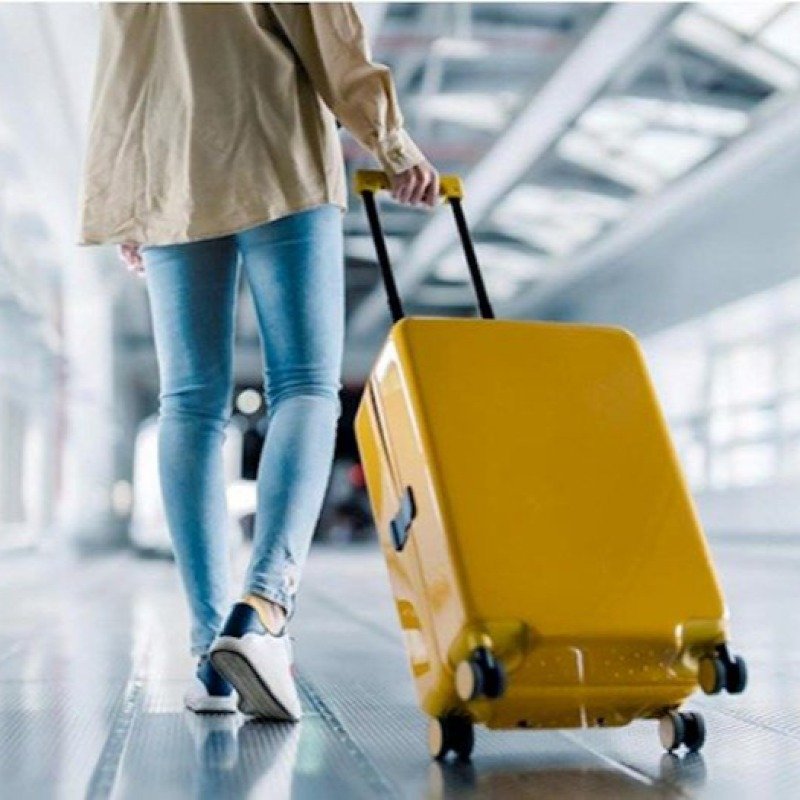 Aviabiletlər bahalaşır: Səyahətçiləri çətin il gözləyir