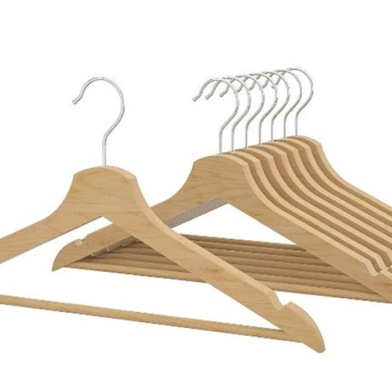 Azərbaycan 7 ayda yarım milyon ədəd paltar asılqanı idxal edib