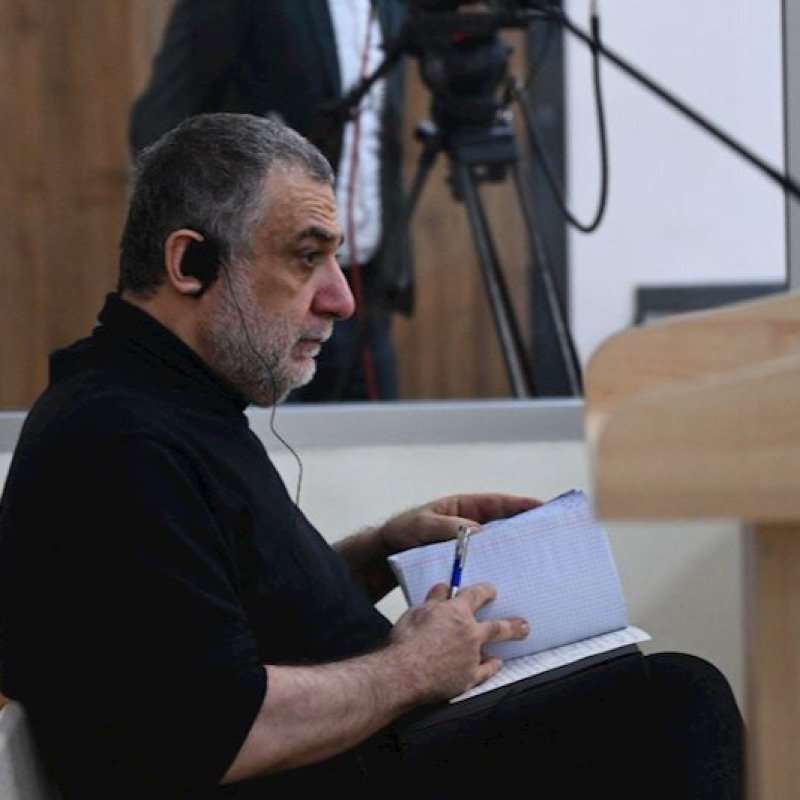 Vardanyanla bağlı yekun qərar üçün məhkəmə müşavirəyə getdi