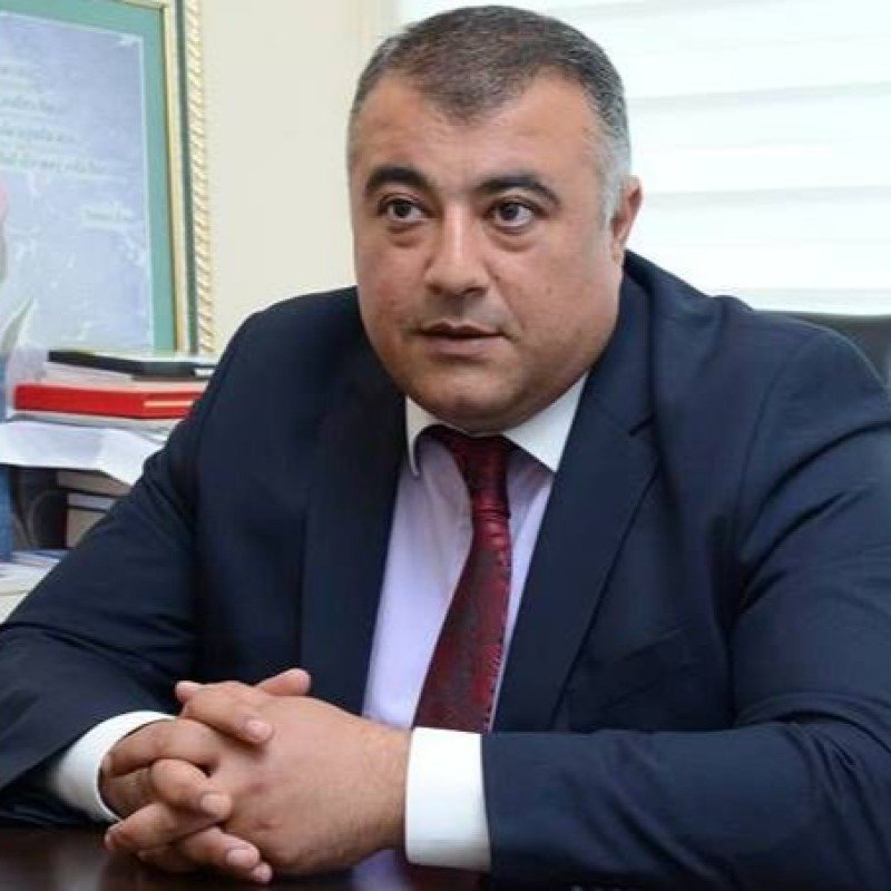 Vüqar Hüseynov vəzifəsindən azad edilir